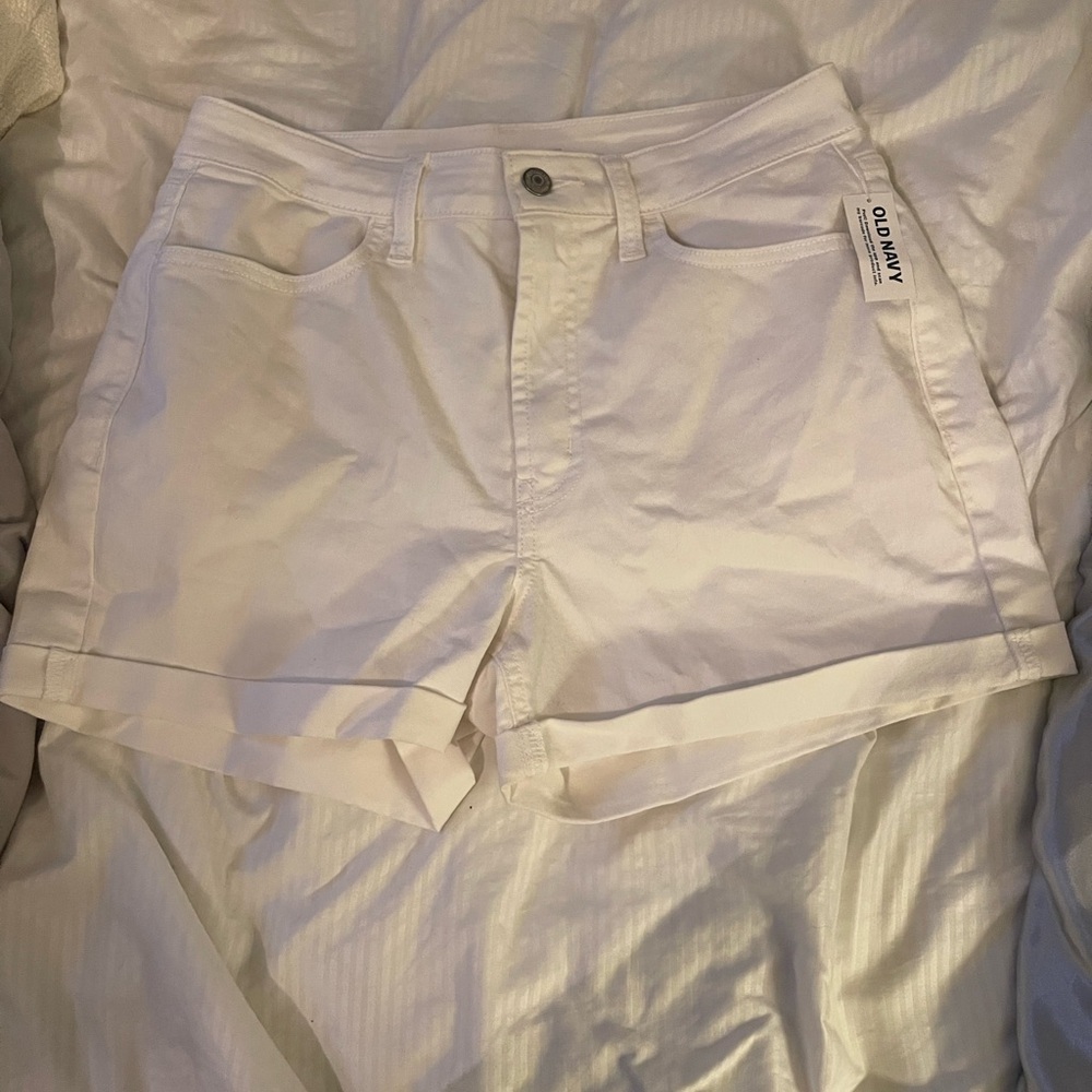 Old Navy Women's High Waist White Shorts NWT Size 10